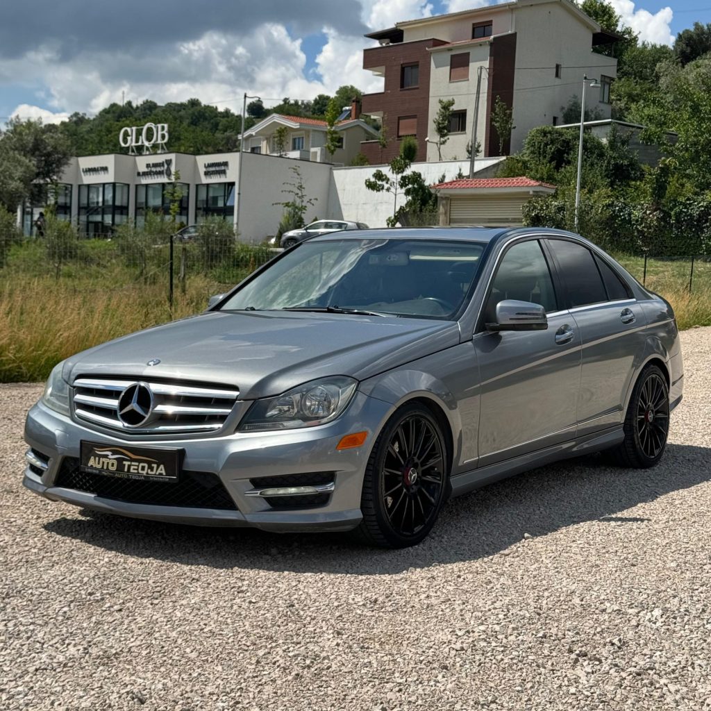 Mercedes Benz C300 2012