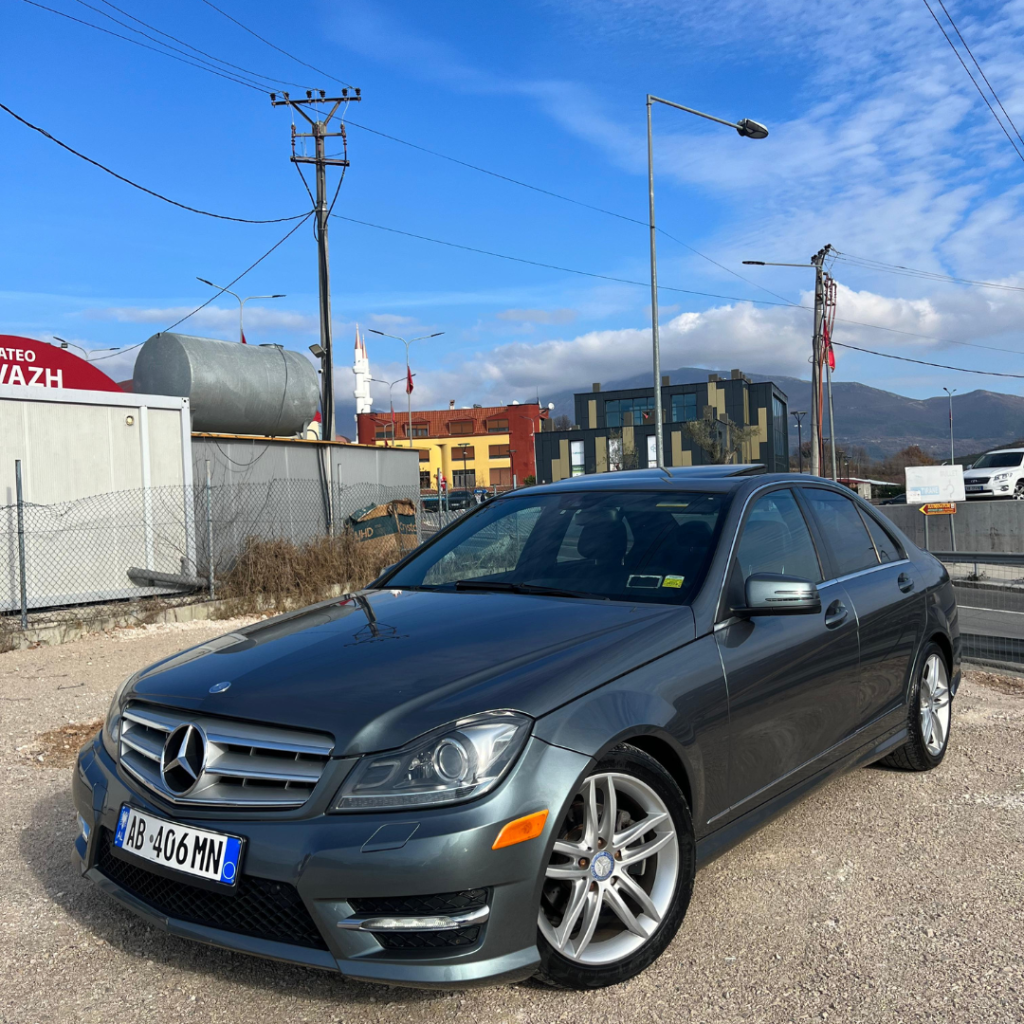 Mercedes Benz C300 2012